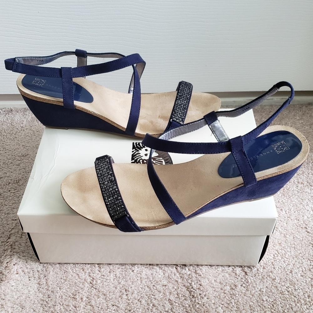 Sz 11 Brand New Anne Klein Navy Wedge Sandals